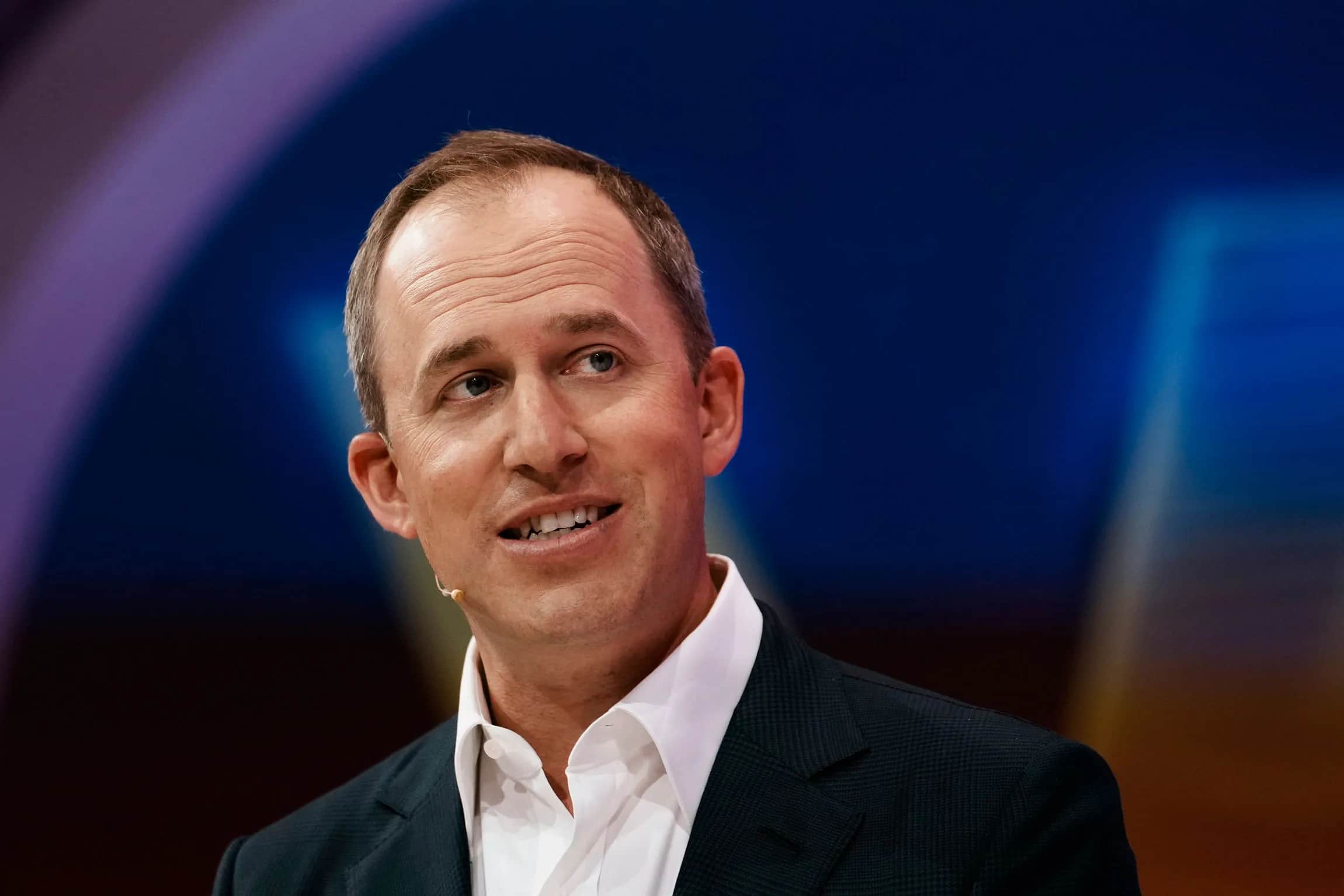 Sierra Just Raised $950 Million. Bret Taylor Says Waiting on AI Is a Path to Extinction.