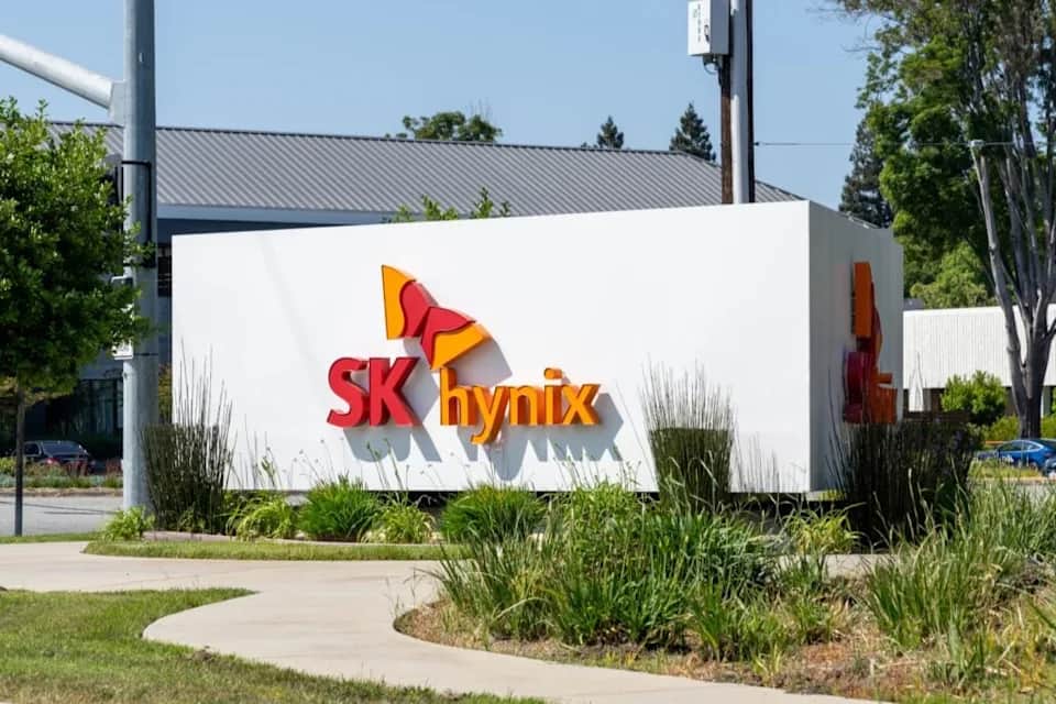 The Memory Chip You Have Never Heard of Is the Reason AI Models Can Think at All. Mirae Asset Just Bet Bigger on SK Hynix.