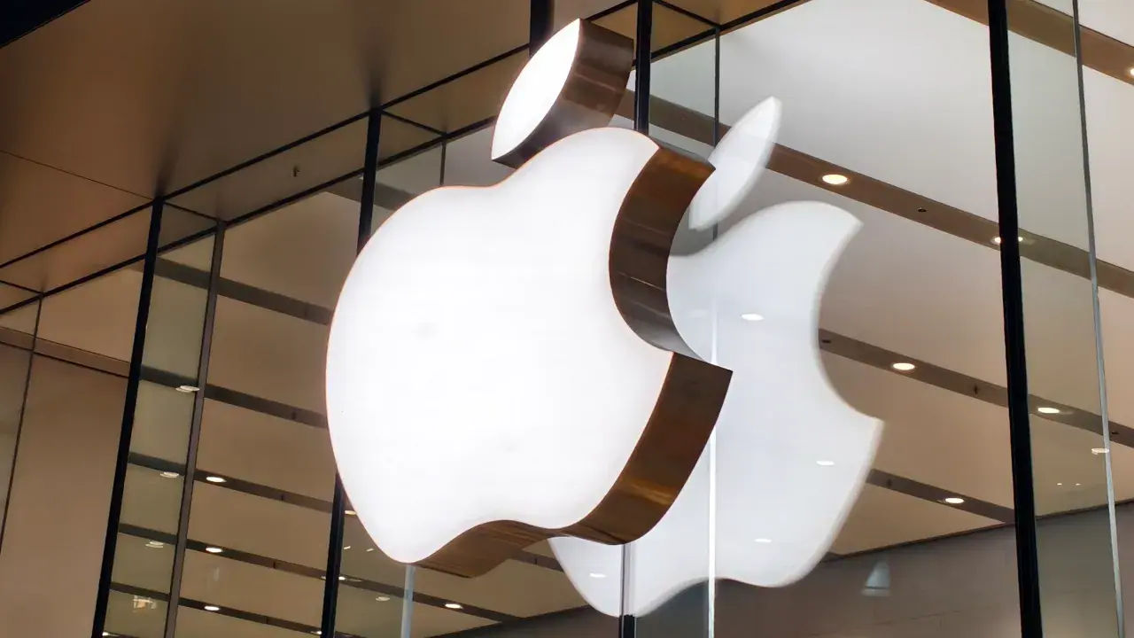 Apple Is Reportedly Teaming Up With Klarna to Let Customers Lease Their Next iPhone Instead of Buying It